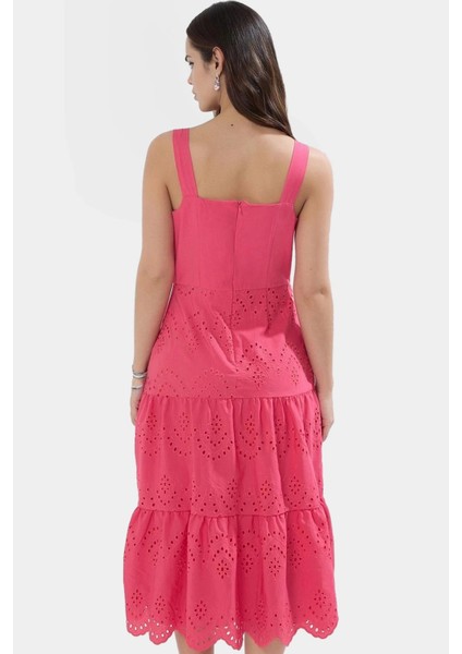 Yazlık Brode Dokuma Midi Elbise Skater Kalıp Kolsuz Günlük Rahat ve Şık Mükemmel Uyum modelleri