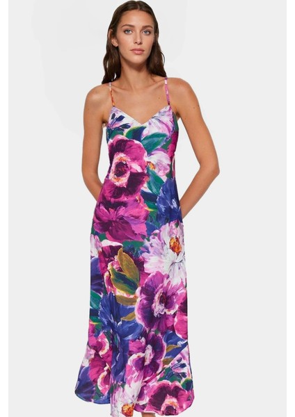 Maxi Çok Çiçek Desenli A Kesim Saten Elbise Yaz Mevsimi Için Premium Kalite Zarifane Tasarım