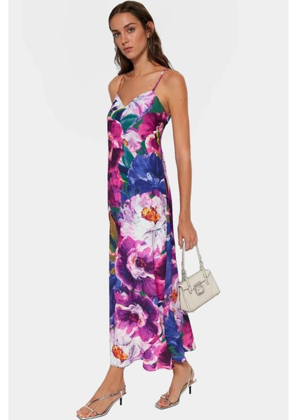 Maxi Çok Çiçek Desenli A Kesim Saten Elbise Yaz Mevsimi Için Premium Kalite Zarifane Tasarım fiyatları