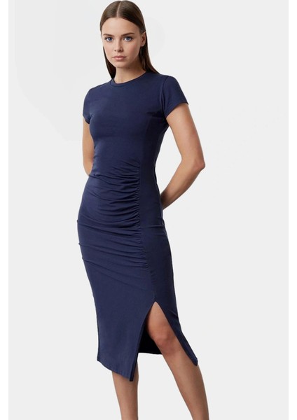 Şık Pamuklu Midi Elbise Bodycon Kalıp Büzgü Detay Yazlık Seçkin Malzeme Uzun Ömürlü