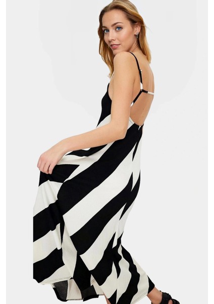 Maxi Elbise A Line Kalıp Ince Askılı Örme Kumaş Günlük Yazlık Seçkin Malzeme Özenle Seçilmiş