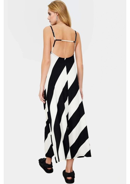 Maxi Elbise A Line Kalıp Ince Askılı Örme Kumaş Günlük Yazlık Seçkin Malzeme Özenle Seçilmiş modelleri