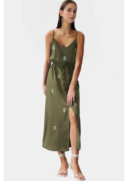 Maxi Çiçekli Nakışlı Viskoz Elbise Günlük Yaz Stilleri Için Uzun Ömürlü fiyatları