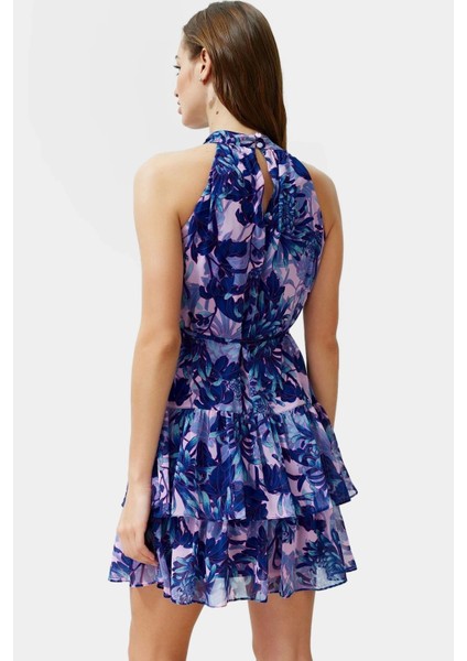 Çiçekli Desenli Halter Yaka Mini Elbise Hafif Polyester Kumaş Yazlık Günlük Şık Görünüm modelleri