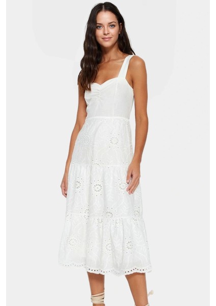 Yazlık Brode Dokuma Midi Elbise Skater Kalıp Kolsuz Günlük Rahat ve Şık Mükemmel Uyum