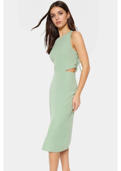 Yazlık Kolsuz Bodycon Elbise Dokuma Kumaştan Şık Midi Kaliteli Işçilik Uzun Ömürlü