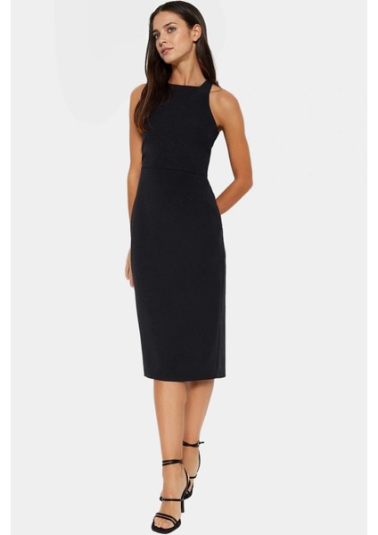 Zarif Halter Yaka Midi Elbise Vücudu Saran Kesim Dokuma Kumaş Şık Günlük Stil Profesyonel Görünüm fiyatları