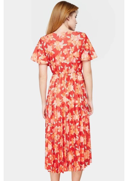 Skater Elbise Kısa Kollu Piliseli Örme Midi Astarlı Yazlık Profesyonel Görünüm Modern Stil fiyatları