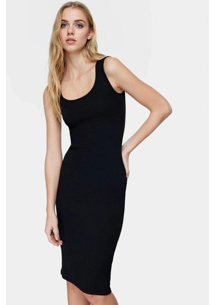 Esnek Örme Kalem Elbise Havuz Yaka Midi Boy Yazlık Şık Profesyonel Görünüm Konforlu Kesim