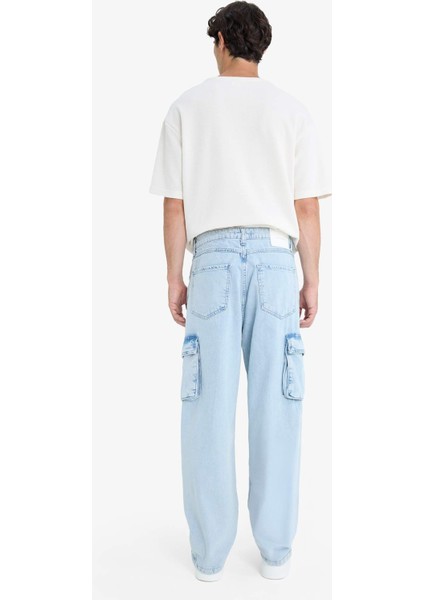 %100 Pamuk Baggy Fit Geniş Kalıp Normal Bel Geniş Paça Kargo Cepli Jean Pantolon C7376AX24AU