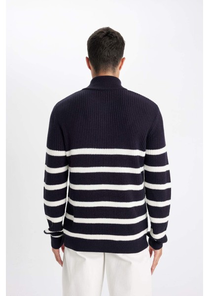 Standart Fit Dik Yaka Yarım Fermuarlı Çizgili Triko Kazak D3274AX24WN