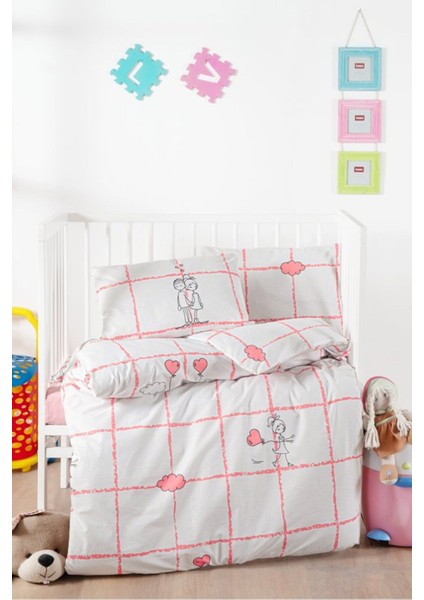 Desenli Bebek Nevresim Set (Nevresim, Çarşaf, 2 Adet Yastık Takım)