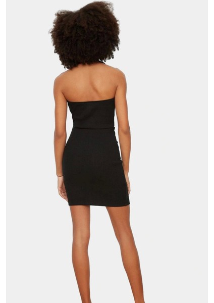 Fermuarlı Örme Mini Elbise Vücut Hatlarını Vurgular Yaz Için Ideal Şık Görünüm Modern Stil modelleri