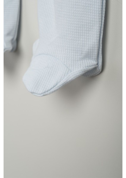 Sevimli Kutup Ayısı ve Kuş Desenli 10 Parça Kutulu Yenidoğan Hastane Çıkışı Zıbın Seti modelleri