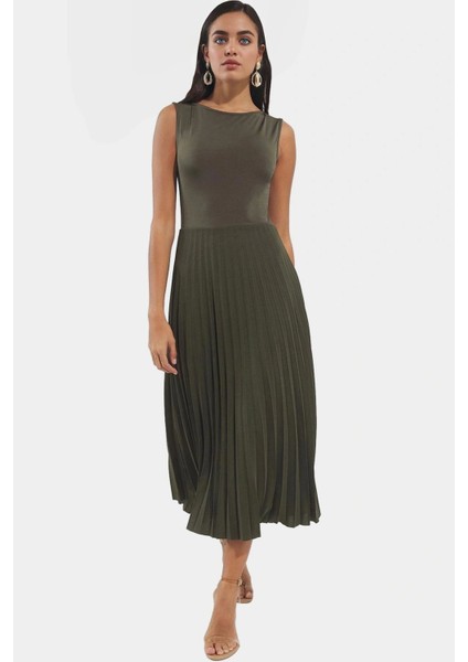 Esnek Örme Kumaştan Midi Elbise A Line Kalıp Kolsuz Pileli Şık Tasarım Kaliteli Işçilik fiyatları