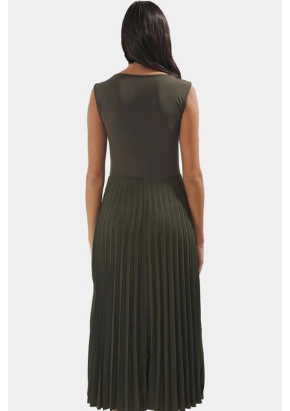 Esnek Örme Kumaştan Midi Elbise A Line Kalıp Kolsuz Pileli Şık Tasarım Kaliteli Işçilik modelleri