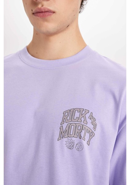 %100 Pamuk Rick and Morty Boxy Fit Bisiklet Yaka Sırt Baskılı Kısa Kollu Tişört D5465AX25SP