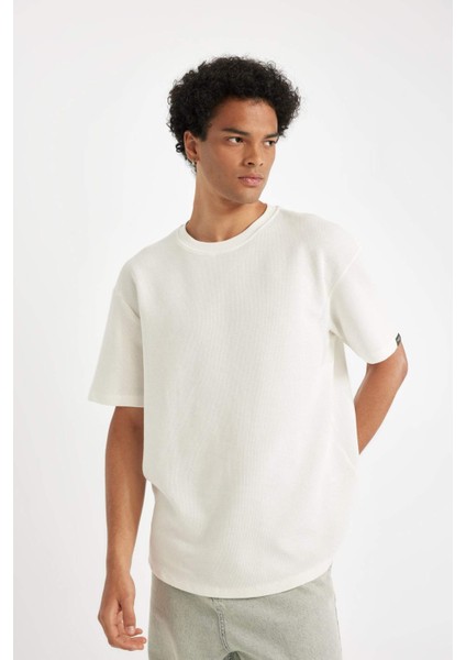 Boxy Fit Bisiklet Yaka Kısa Kollu Basic Düz Waffle Tişört B4443AX24AU