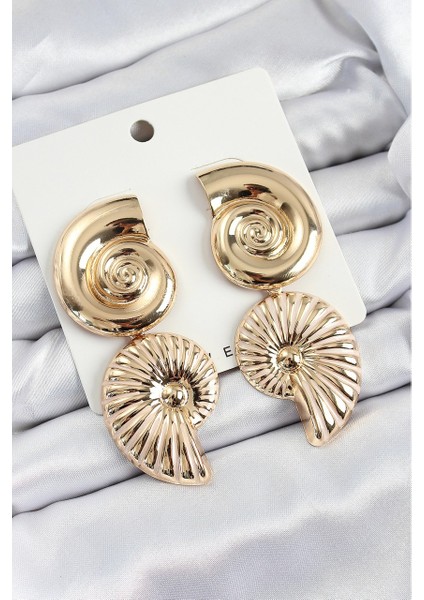 Pirinç Sarmal Sallantılı Deniz Kabuğu Vintage Model Gold Renk Küpe