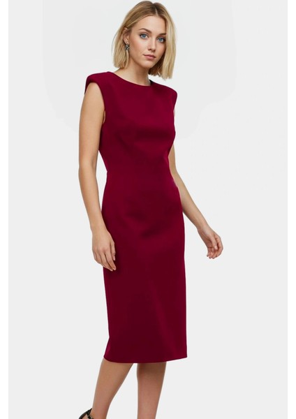 Şık Midi Elbise Örme Kumaş Bodycon Kalıp Günlük Tarz Premium Kalite Görünüm Uzun Ömürlü