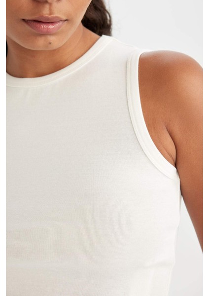 Fit Crop Bisiklet Yaka Modal Sporcu Basic Düz Atlet D6038AX24AU