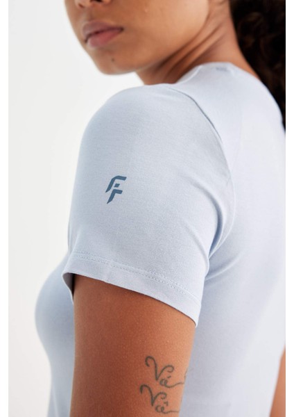 Fit Crop Bisiklet Yaka Sporcu Kısa Kollu Tişört D2200AX24AU