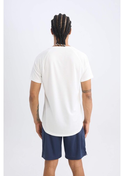 Fit Hızlı Kuruyan Slim Fit Dar Kesim Bisiklet Yaka Baskılı Sporcu Kısa Kollu Tişört V2887AZ25SP