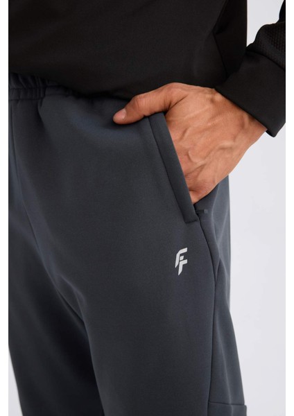 Fit Kalın Jogger Eşofman Altı Standart Fit Cepli Sporcu Beli Lastikli D6312AX24WN
