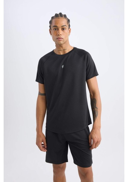 Fit Hızlı Kuruyan Slim Fit Dar Kesim Bisiklet Yaka Baskılı Sporcu Kısa Kollu Tişört V2887AZ25SP