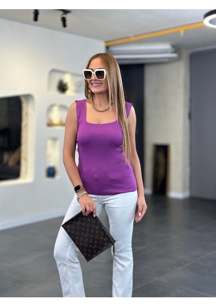 Kare Yaka Kalın Askılı Beyaz Triko Bluz modelleri
