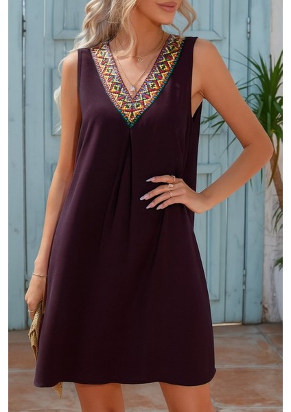 Kadın Sıfır Kol Şerit Detaylı V Yaka Viskon Elbise modelleri