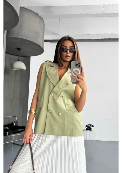 Gold Düğmeli Keten Yelek - Yeşil
