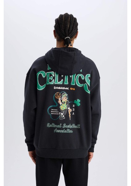 DeFacto Fit NBA Boston Celtics Oversize Geniş Kalıp Kapüşonlu Kalın Sporcu Sweatshirt D6690AX25SP