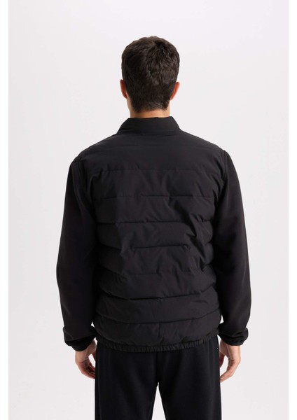 Slim Fit Dar Kesim Dik Yaka Lastikli ve Fermuarlı Su Geçirmez Mont D7532AX25SP