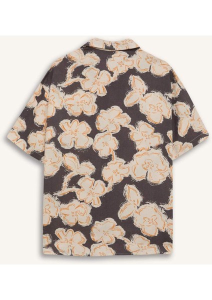 Erkek Çocuk Oversize Geniş Kalıp Polo Yaka Viskon Desenli Kısa Kollu Gömlek D7763A825SM