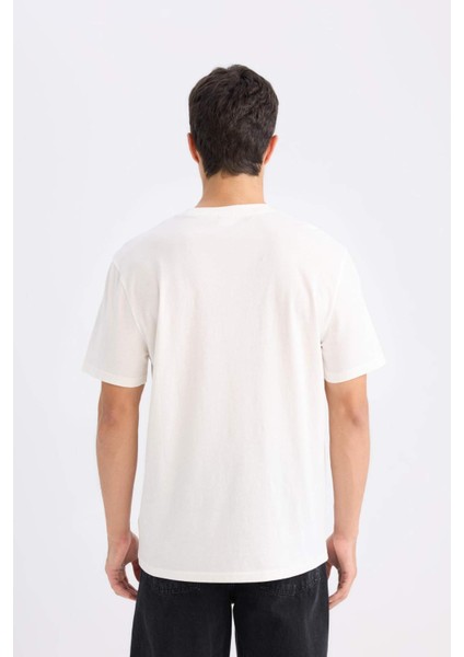 %100 Pamuk New Regular Fit Bisiklet Yaka Basic Düz Kısa Kollu Beyaz Tişört V7699AZ25SP
