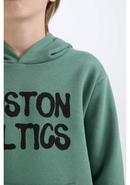 Erkek Çocuk NBA Boston Celtics Kapüşonlu İçi Yumuşak Tüylü Sırt Baskılı Sweatshirt D8020A824WN