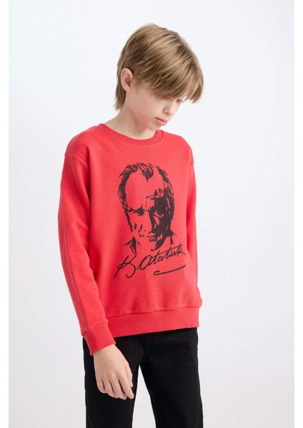 Erkek Çocuk Kırmızı Bisiklet Yaka Atatürk Baskılı Sweatshirt D8202A824WN