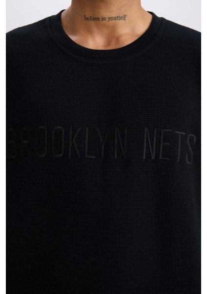 Defactofit Nba Brooklyn Nets Oversize Geniş Kalıp Bisiklet Yaka Sporcu Kısa Kollu Waffle TIŞÖRT D8504AX25SP