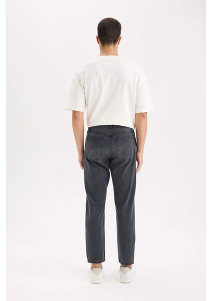 %100 Pamuk 90's Slim Fit Dar Kalıp Yüksek Bel Dar Paça Jean Yıkamalı Pantolon D8759AX24AU