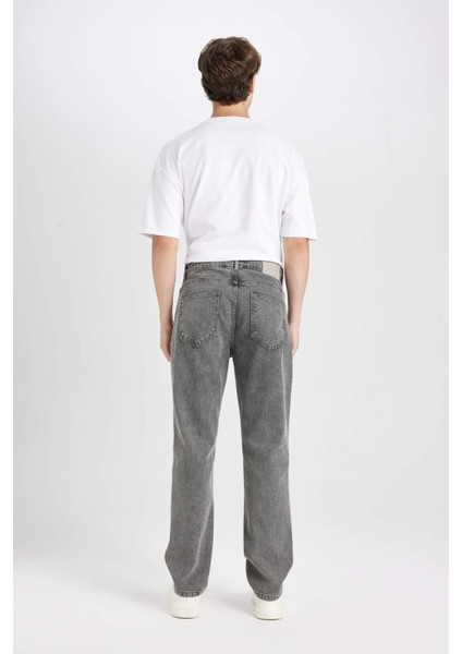 Straight Fit Normal Kalıp Normal Bel Boru Paça Jean Pantolon D1812AX24WN