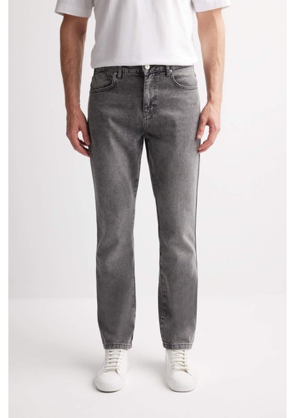 Straight Fit Normal Kalıp Normal Bel Boru Paça Jean Pantolon D1812AX24WN