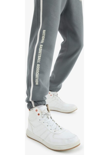 Nba Wordmark Kalın Sporcu Jogger Eşofman Altı Standart Fit Beli Bağcıklı Cepli D8618AX25SP