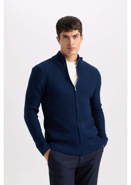 Lacivert Standart Fit Normal Kesim Yarım Balıkçı Yaka Fermuarlı Waffle Hırka R1195AZNS