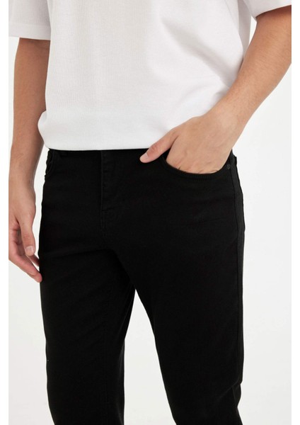 Sergio Regular Fit Normal Kalıp Normal Bel Boru Paça Jean Pantolon D9061AX24AU