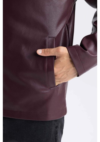 Su İtici Slim Fit Dar Kesim Dik Yaka Fermuarlı Suni Deri Mont D8525AX25SP