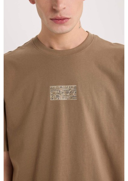 %100 Pamuk Oversize Geniş Kalıp Bisiklet Yaka Sırt Baskılı Kısa Kollu Tişört D9347AX25SP