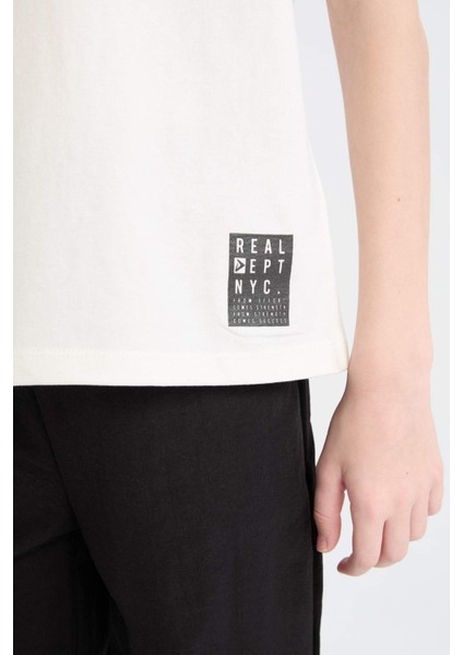 Erkek Çocuk Bisiklet Yaka Sırt Baskılı Kısa Kollu Tişört