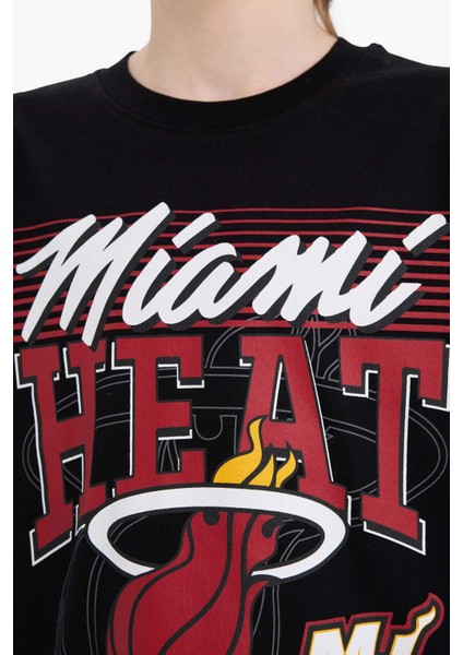 Erkek Çocuk NBA Miami Heat Bisiklet Yaka Kısa Kollu Tişört D9546A825SM