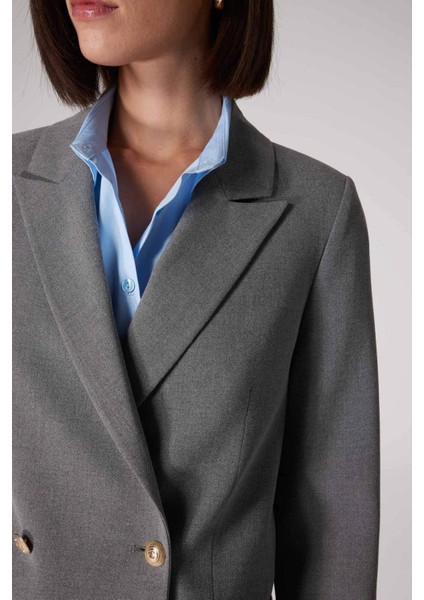 Sorbe x DeFacto Kruvaze Yaka Basic Düz Düğmeli Blazer Ceket D9922Ax24AU